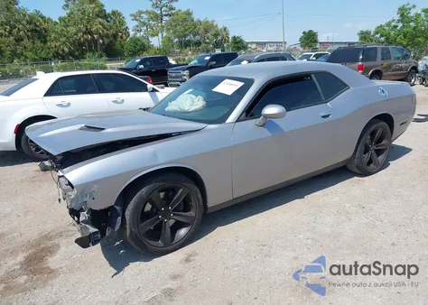 2017 Dodge Challenger R/T из США, поврежденный, VIN 2C3CDZBT4HH548723